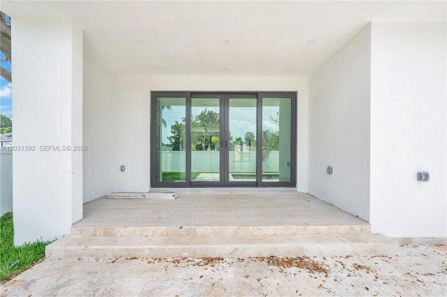 Exterior details and patio area of a home in , Hollywood (Image 3).