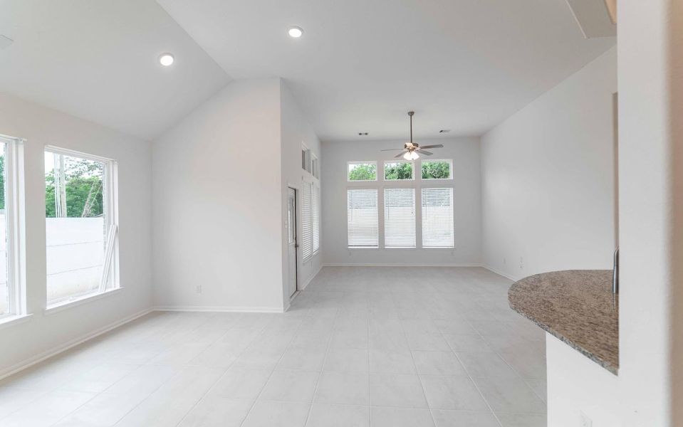 Image 10 of a home in Martha's Vineyard.