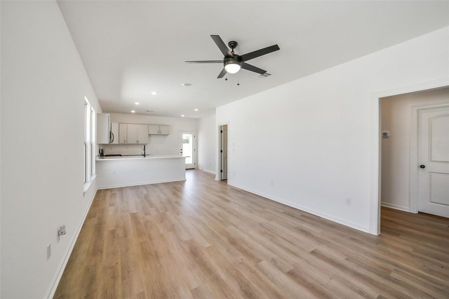 Spacious, unfurnished interior of a new home in Mostyn Springs, Magnolia (Image 13). Spacious, unfurnished interior of a new home in Mostyn Springs, Magnolia (Image 13).