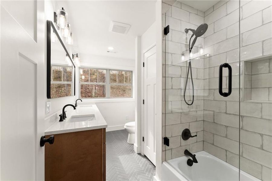 Furnished interior view inside a new home in , Dawsonville (Image 17).