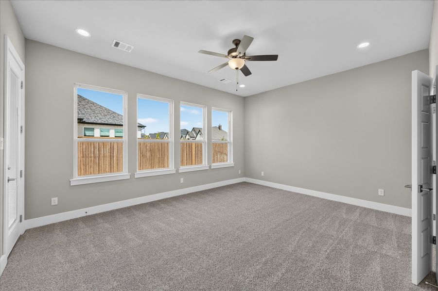 Spacious, unfurnished interior of a new home in LeTara, Haslet (Image 18).