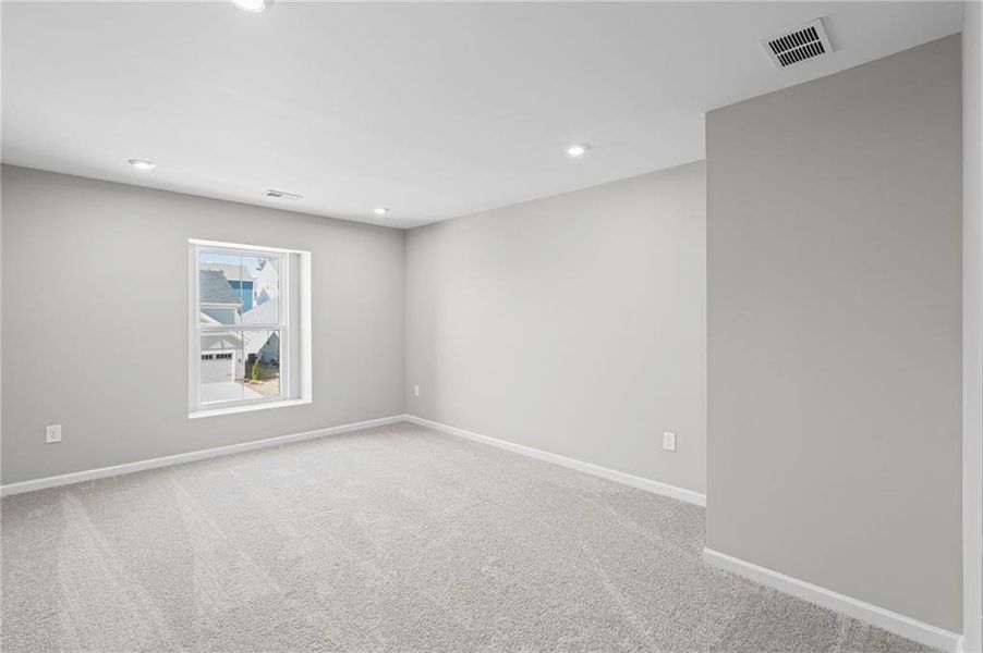 Spacious, unfurnished interior of a new home in Twin Lakes, Hoschton (Image 22). Spacious, unfurnished interior of a new home in Twin Lakes, Hoschton (Image 22).