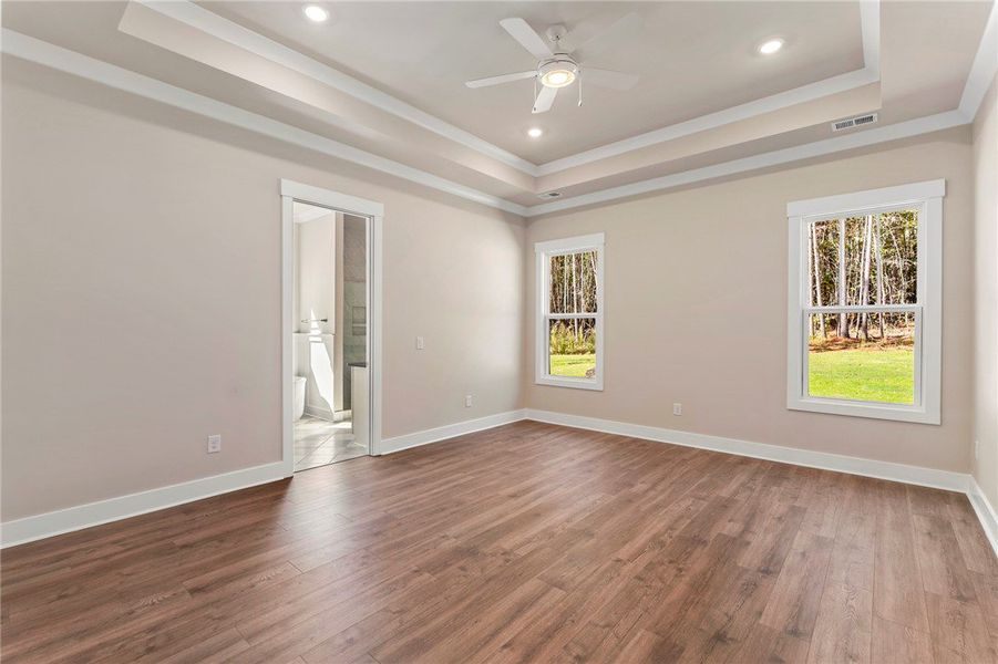 Primary - Images are of a different home with a si