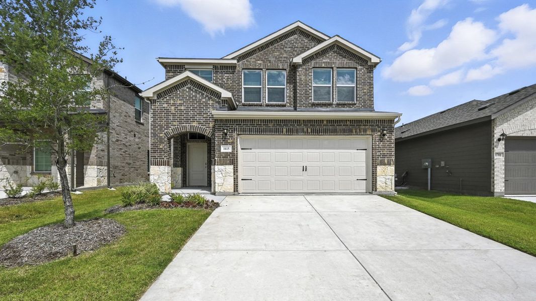 Representative exterior photo of a completed home built from the Grace by D.R. Horton in Cottonwood, Dorchester, TX (Image 1). Representative exterior photo of a completed home built from the Grace by D.R. Horton in Cottonwood, Dorchester, TX (Image 1).