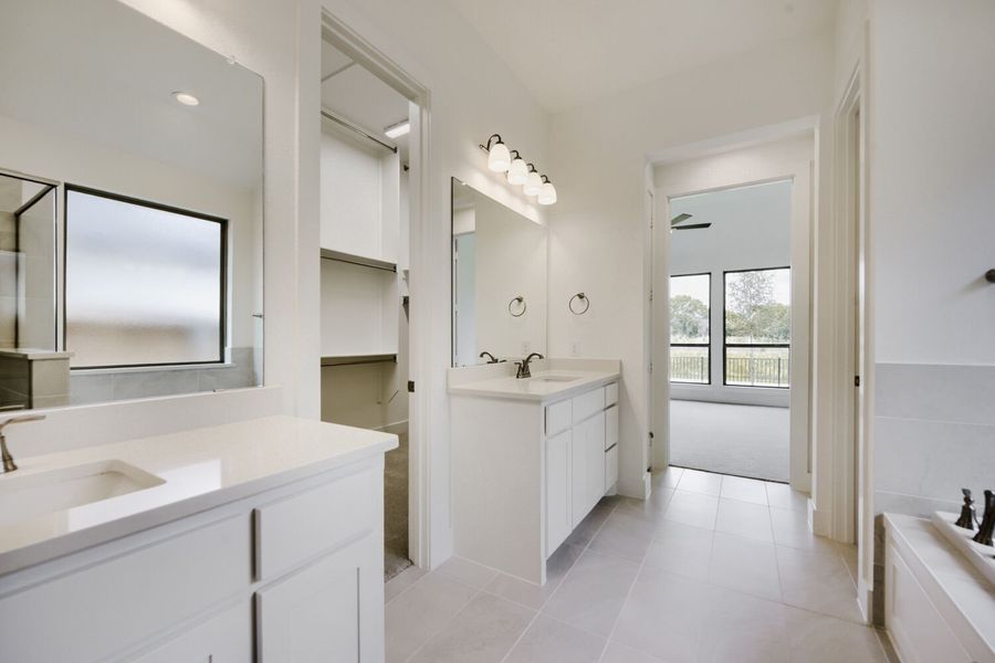 11465 Wulstone - Primary Bathroom