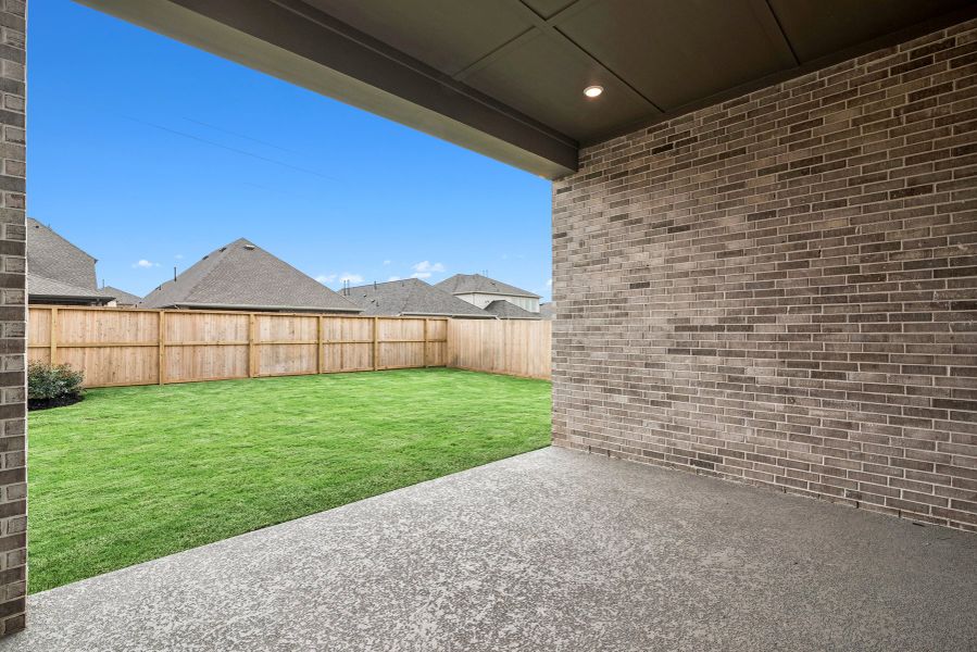 Representative exterior details of a home built from the The Dunlap by David Weekley Homes in Grange 45' Homesites, Katy (Image 3). Representative exterior details of a home built from the The Dunlap by David Weekley Homes in Grange 45' Homesites, Katy (Image 3).