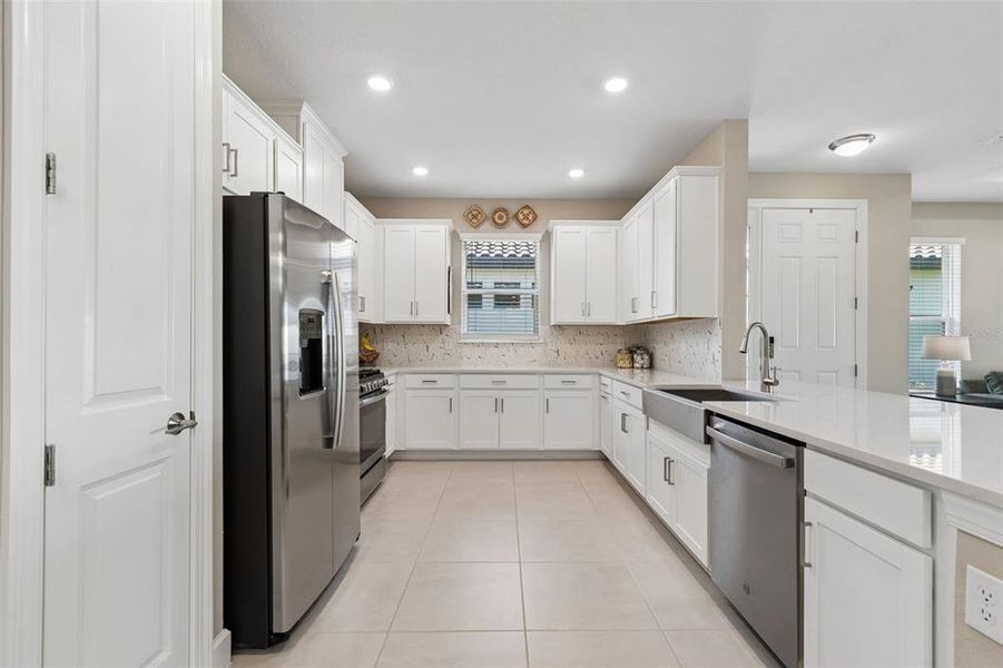 Furnished interior view inside a new home in , Wesley Chapel (Image 14).