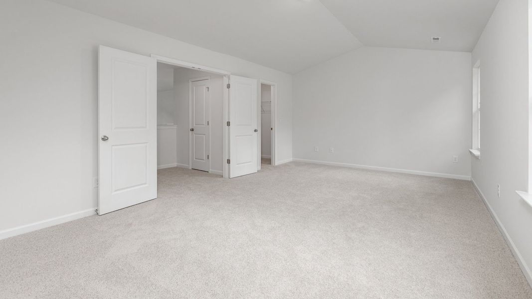 Spacious, unfurnished interior of a new home in Middleton, Greensboro (Image 17).