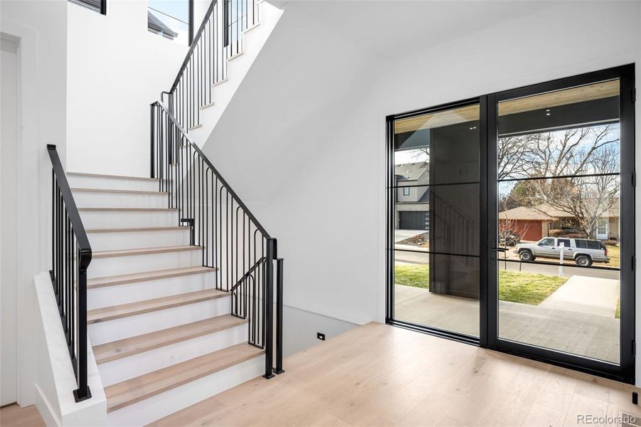 Spacious, unfurnished interior of a new home in , Denver (Image 21).