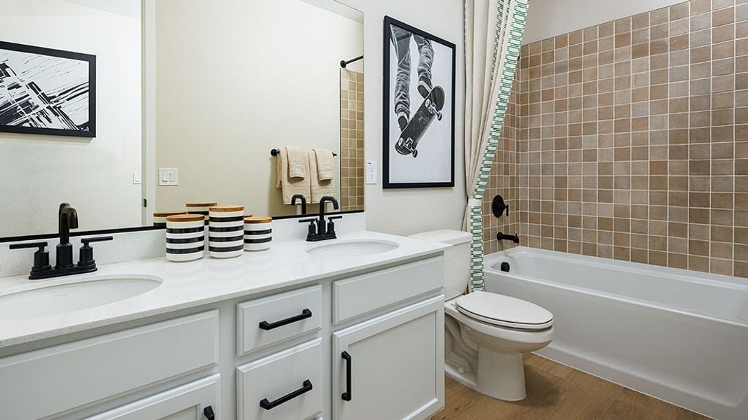 Representative furnished interior of a home built from the Onyx by Taylor Morrison in Saddleback, Peoria (Image 14).
