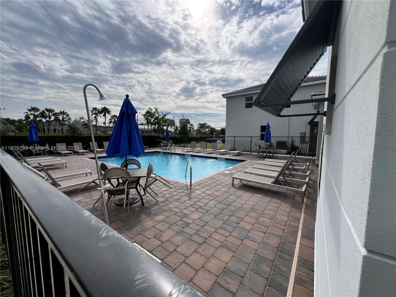 Community Pool Community Pool