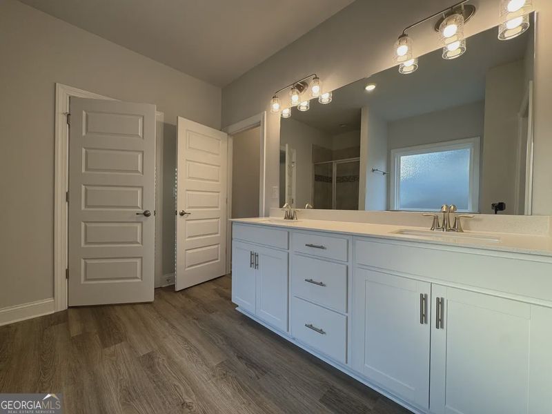 Furnished interior view inside a new home in Tuscany Hills, Douglasville (Image 11). Furnished interior view inside a new home in Tuscany Hills, Douglasville (Image 11).