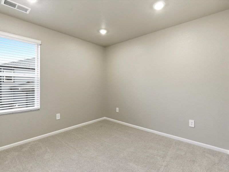 Spacious, unfurnished interior of a new home in Horizon Uptown: The Meadow Collection, Aurora (Image 11). Spacious, unfurnished interior of a new home in Horizon Uptown: The Meadow Collection, Aurora (Image 11).