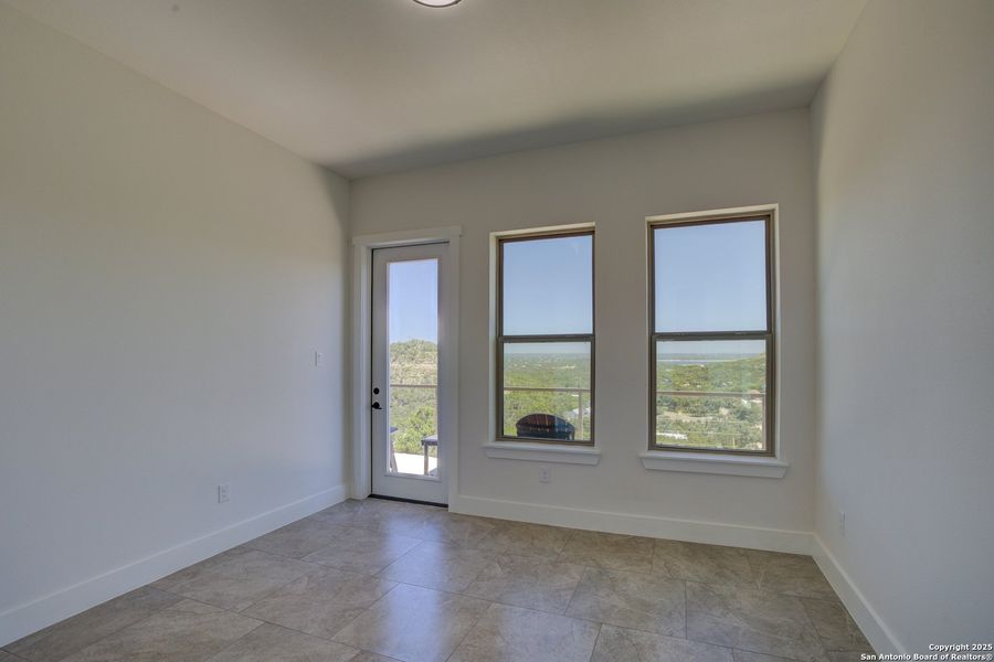 Spacious, unfurnished interior of a new home in , New Braunfels (Image 20). Spacious, unfurnished interior of a new home in , New Braunfels (Image 20).