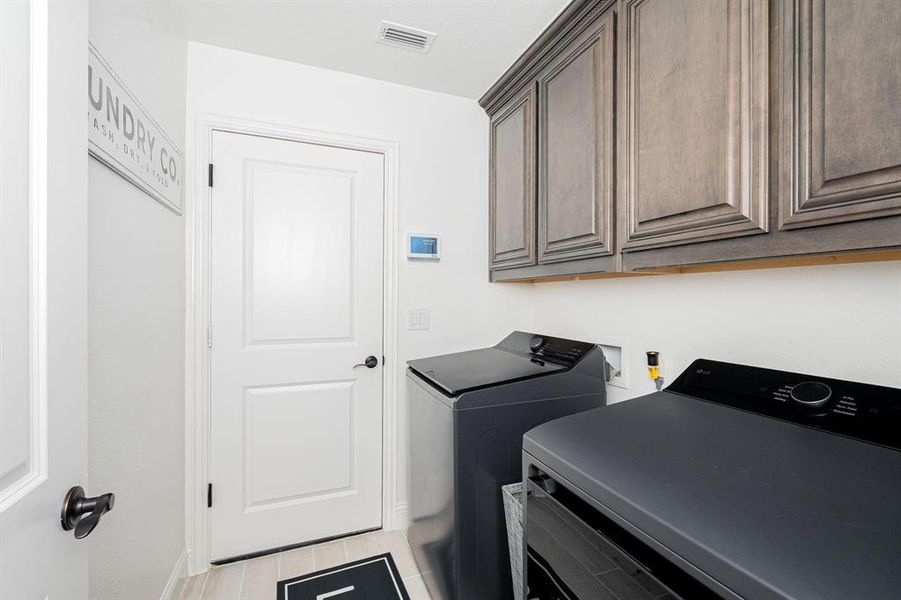 Furnished interior view inside a new home in West Crossing, Anna (Image 14). Furnished interior view inside a new home in West Crossing, Anna (Image 14).