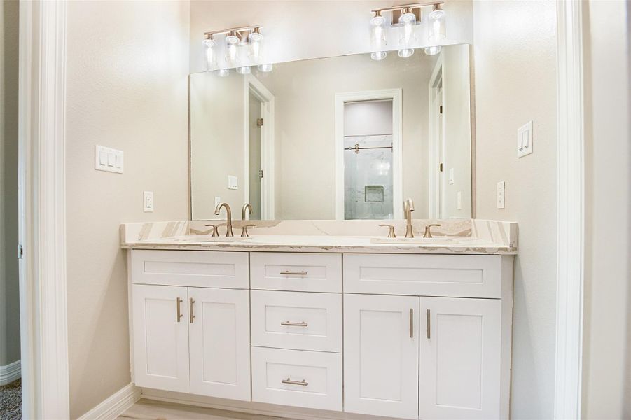 Furnished interior view inside a new home in , Dickinson (Image 14).