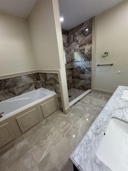 Image 41 of a home in .