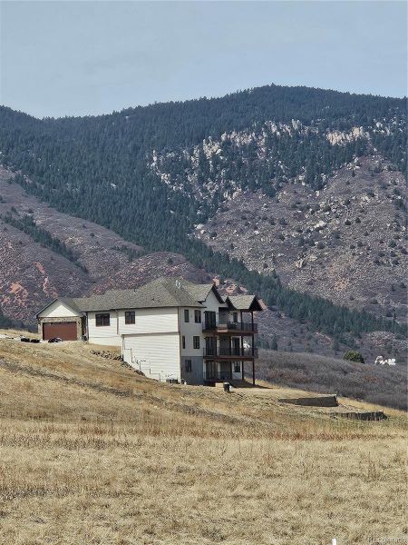 Image 36 of a home in .