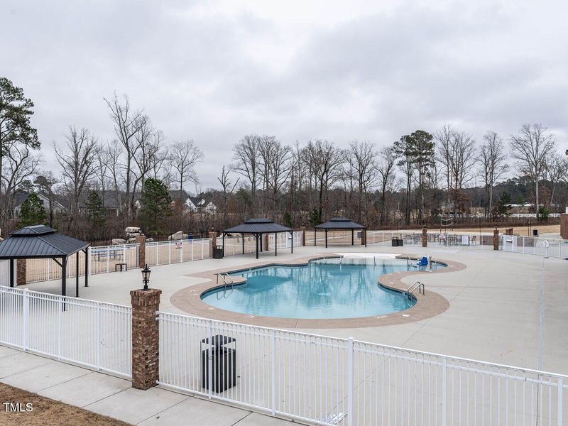 041-1280x960-regency-at-old-towne