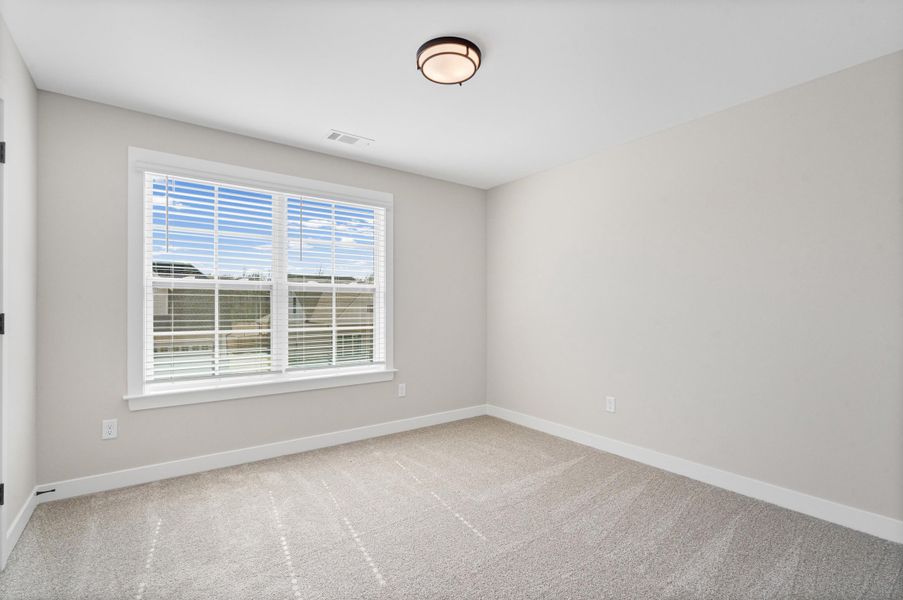 Spacious, unfurnished interior of a new home in Lockwood, Collierville (Image 25).