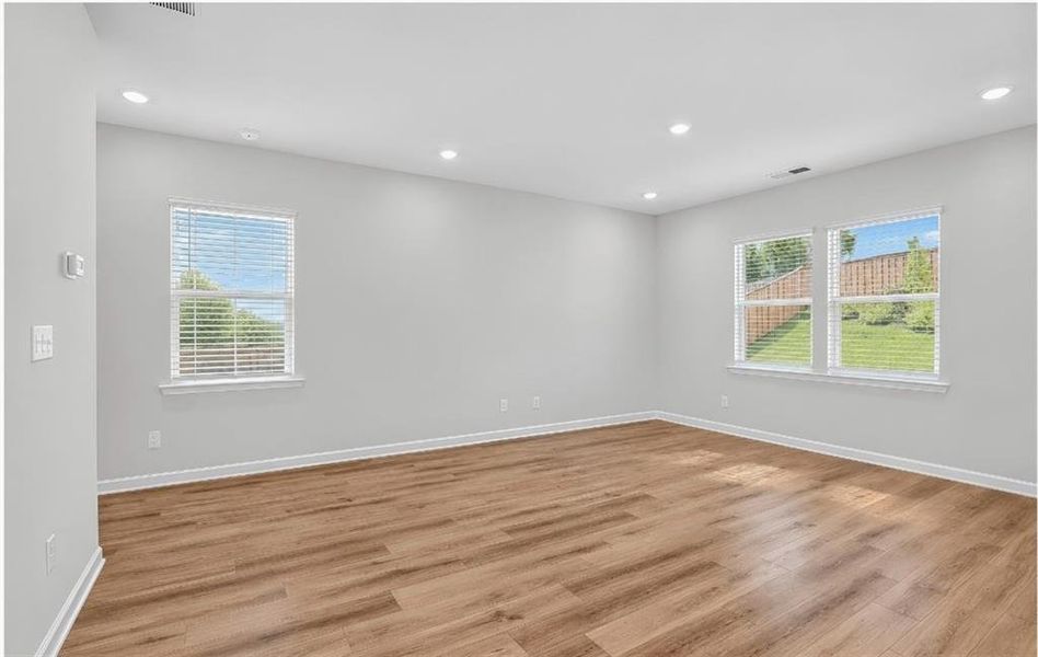 Spacious, unfurnished interior of a new home in Millers Pointe, Conyers (Image 12).