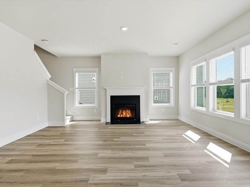 Spacious, unfurnished interior of a new home in Crossing at Abner Creek, Greer (Image 11). Spacious, unfurnished interior of a new home in Crossing at Abner Creek, Greer (Image 11).