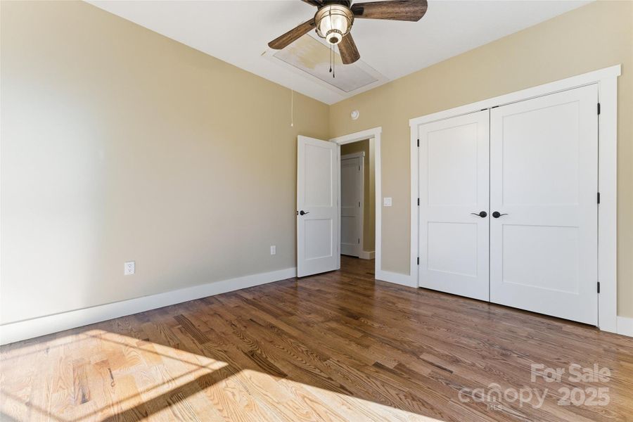 Spacious, unfurnished interior of a new home in , Hendersonville (Image 27).