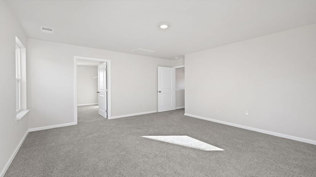Spacious, unfurnished interior of a new home in Baxter Village, Boiling Springs (Image 26).