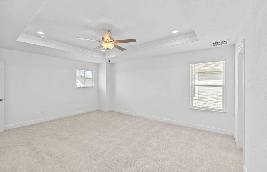 Spacious, unfurnished interior of a new home in Patterson Ranch, Georgetown (Image 16).