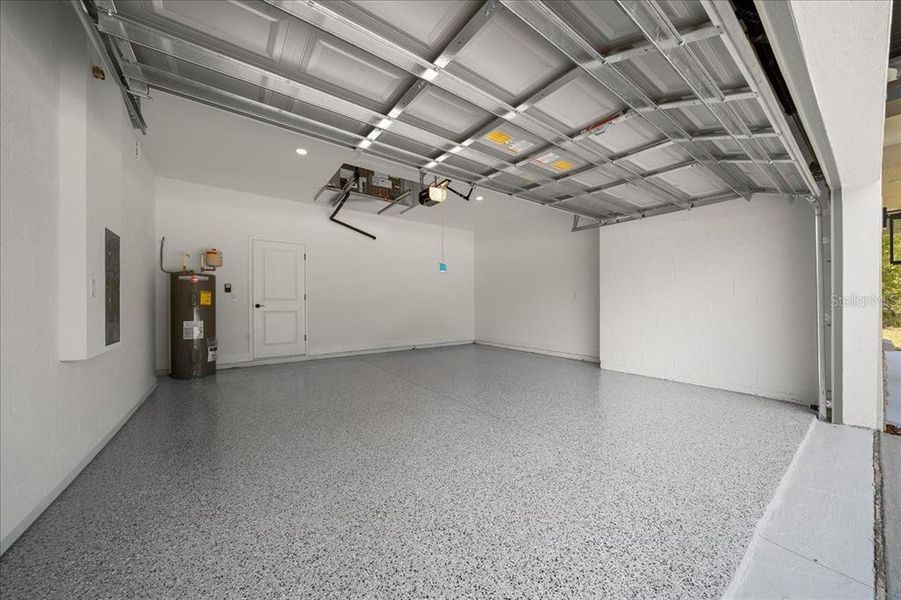 Spacious, unfurnished interior of a new home in , Weeki Wachee (Image 58). Spacious, unfurnished interior of a new home in , Weeki Wachee (Image 58).