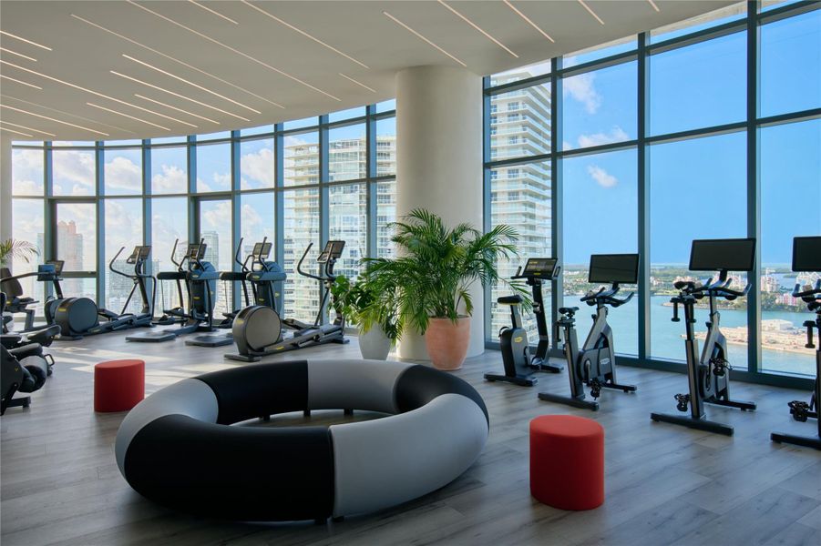 Community amenities in , Miami Beach (Image 56).