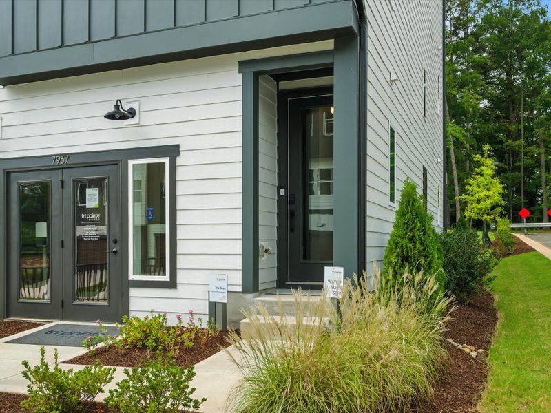 Exterior details and patio area of a home in Archer Row, Charlotte (Image 3). Exterior details and patio area of a home in Archer Row, Charlotte (Image 3).
