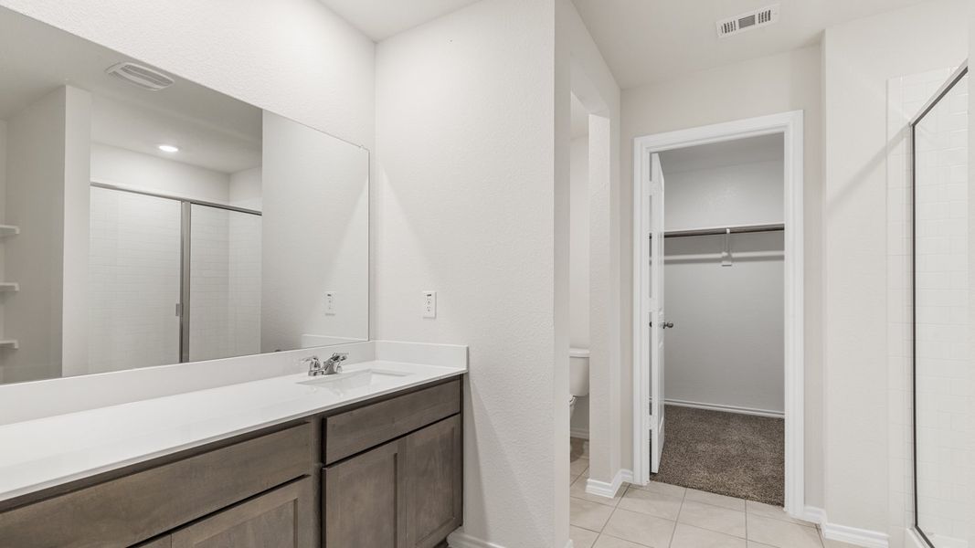 Representative furnished interior of a home built from the Florence by D.R. Horton in Blaire Lake, Tyler (Image 6).