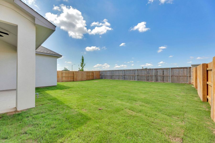 Exterior details and patio area of a home in Nolina - 50', Georgetown (Image 3).