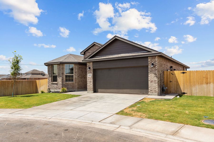 Representative exterior photo of a completed home built from the Oxford by D.R. Horton in Yukon Ridge, Odessa, TX (Image 2). Representative exterior photo of a completed home built from the Oxford by D.R. Horton in Yukon Ridge, Odessa, TX (Image 2).