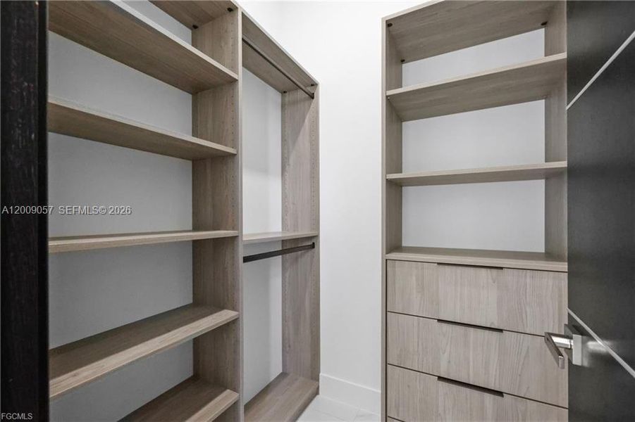 Close-up of interior finishes inside a home in , Cape Coral (Image 20).