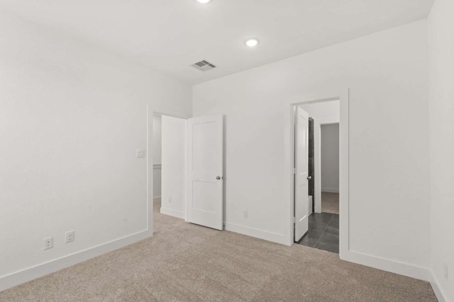 Spacious, unfurnished interior of a new home in Park Hill, Stafford (Image 42). Spacious, unfurnished interior of a new home in Park Hill, Stafford (Image 42).