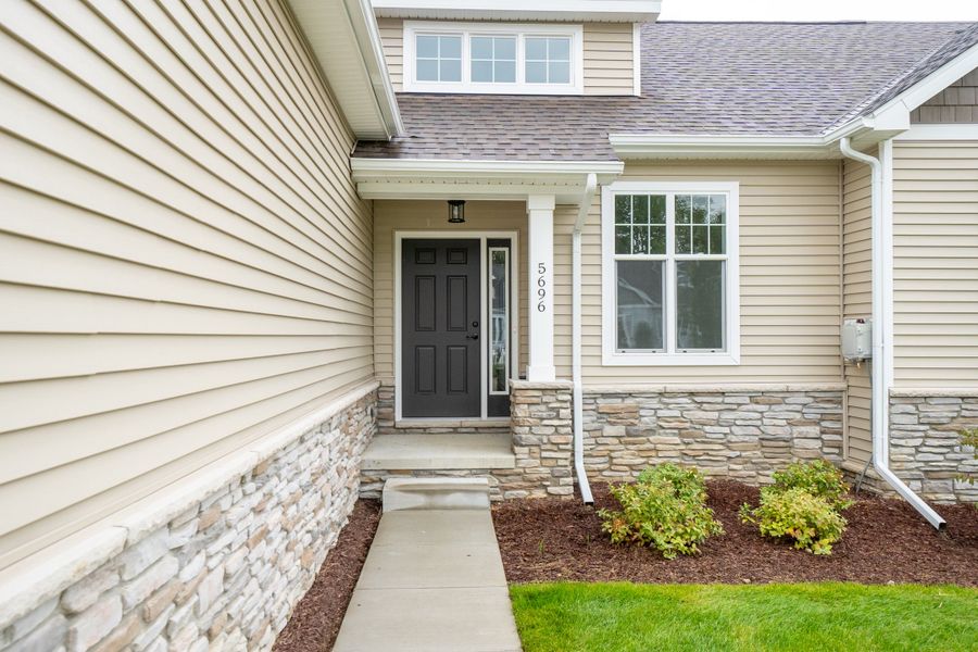 Representative exterior details of a home built from the The Esher Paired Ranch Condominium by Norfolk Homes in Mystic Ridge, Whitmore Lake (Image 33).