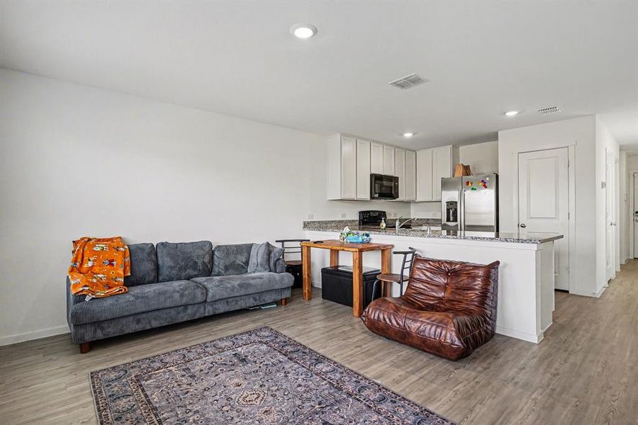 Furnished interior view inside a new home in Tillage Farms, Princeton (Image 5).