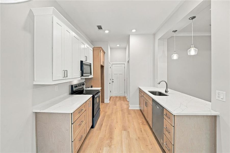Furnished interior view inside a new home in , Ellenwood (Image 8).