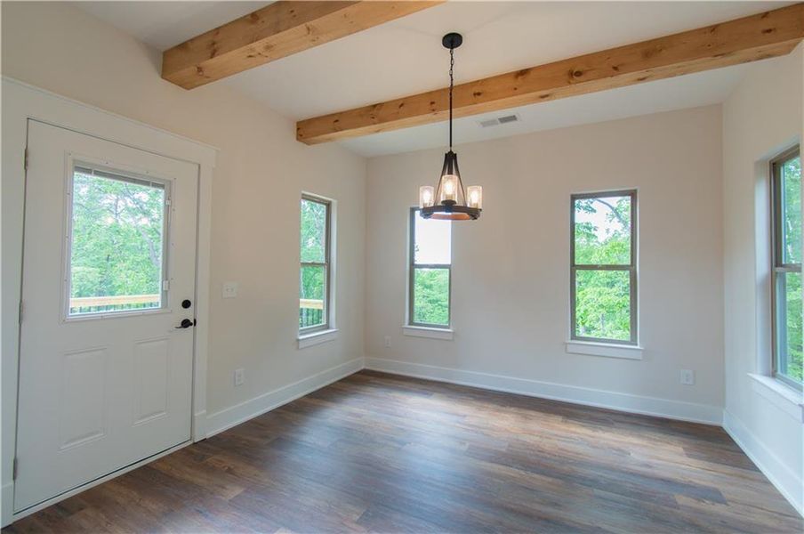 Spacious, unfurnished interior of a new home in , Jasper (Image 50).
