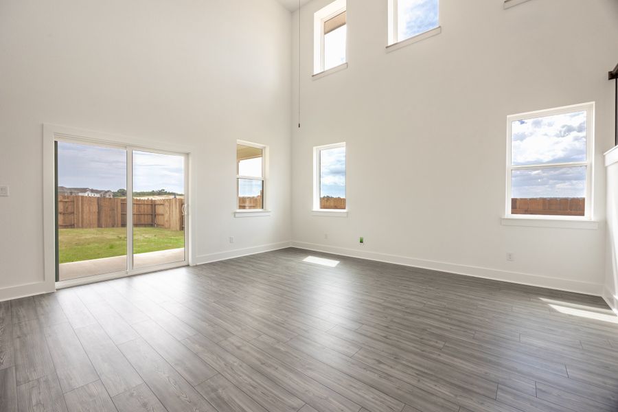 Spacious, unfurnished interior of a new home in Sage Collection – Freedom at Anthem, Kyle (Image 14).