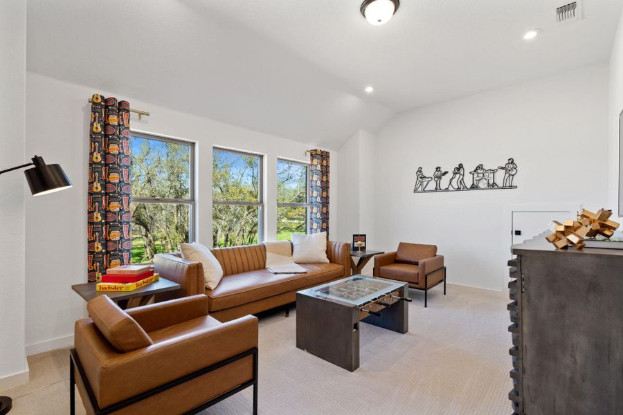Furnished interior view inside a new home in Highland Village, Georgetown (Image 7).