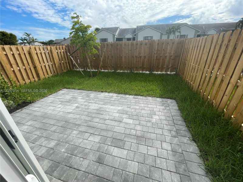 Exterior details and patio area of a home in , Homestead (Image 10).