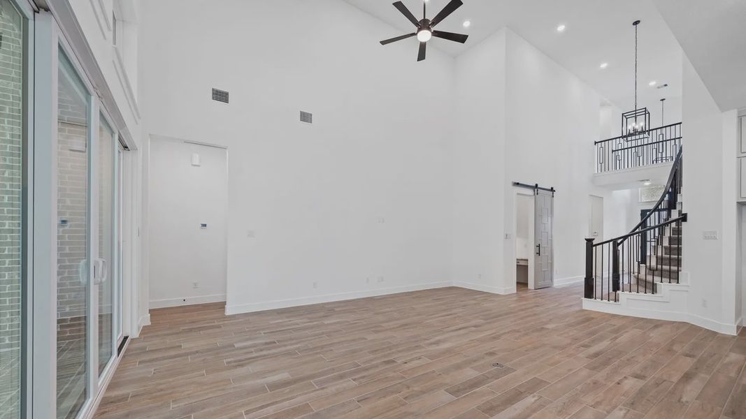 Representative unfurnished interior of a home built from the Waterloo by Chesmar Homes in Attwater 65's, Waller (Image 26).