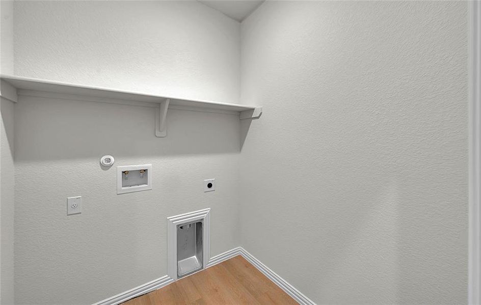 Spacious, unfurnished interior of a new home in , Waco (Image 29).