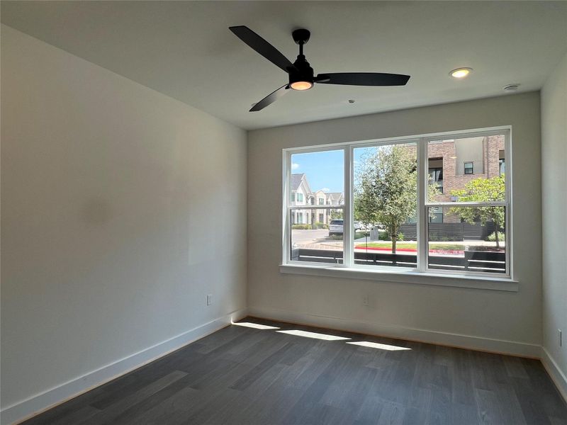 Spacious, unfurnished interior of a new home in The Grove, Austin (Image 17).