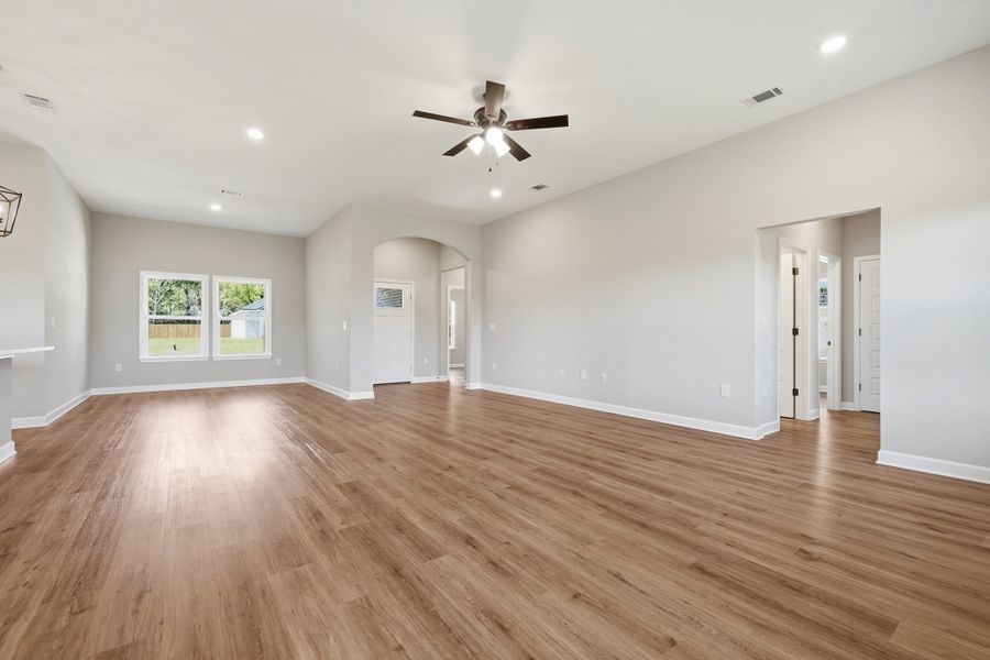Spacious, unfurnished interior of a new home in Southern Charm, Crestview (Image 24).