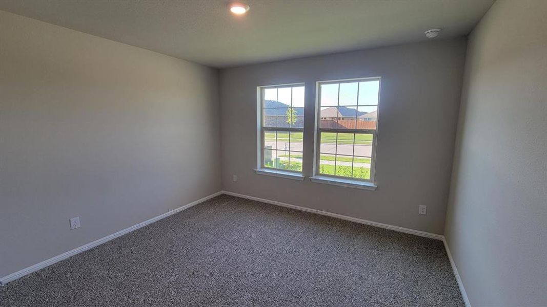 Spacious, unfurnished interior of a new home in Highlands at Chapel Creek, Fort Worth (Image 12). Spacious, unfurnished interior of a new home in Highlands at Chapel Creek, Fort Worth (Image 12).