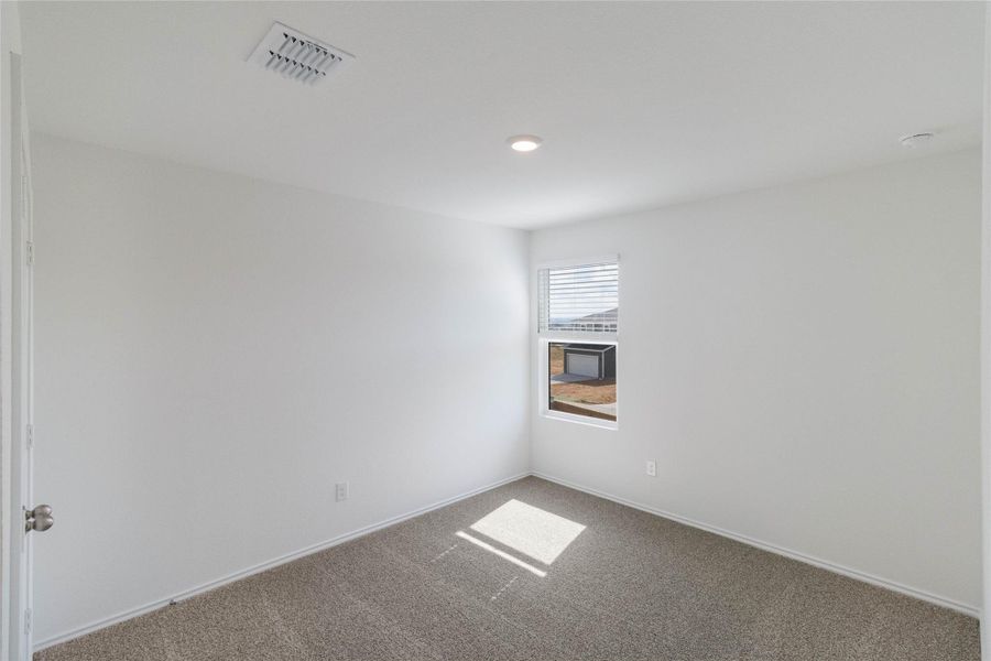 Spacious, unfurnished interior of a new home in Valverde, Bastrop (Image 8). Spacious, unfurnished interior of a new home in Valverde, Bastrop (Image 8).